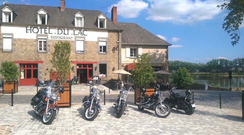 Hotel Restaurant Du Lac Combourg Bagian luar foto